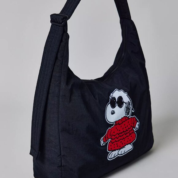 NWT Baggu x Peanuts Nylon Shoulder Bag - Embroidered Joe Warm - Picture 2 of 4